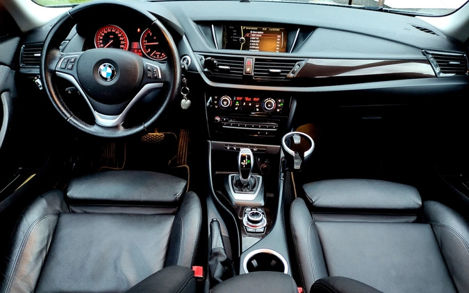 BMW X1 cena 54800 przebieg: 240000, rok produkcji 2014 z Lubań małe 211